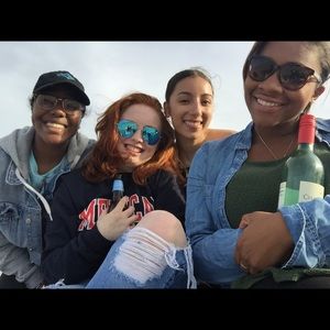 Meet your Posher, Mandy